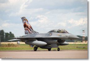 Viper F-16BM FAeB-349sqn-Dijon-Longvic-08juillet2008-DSC_0133.jpg
